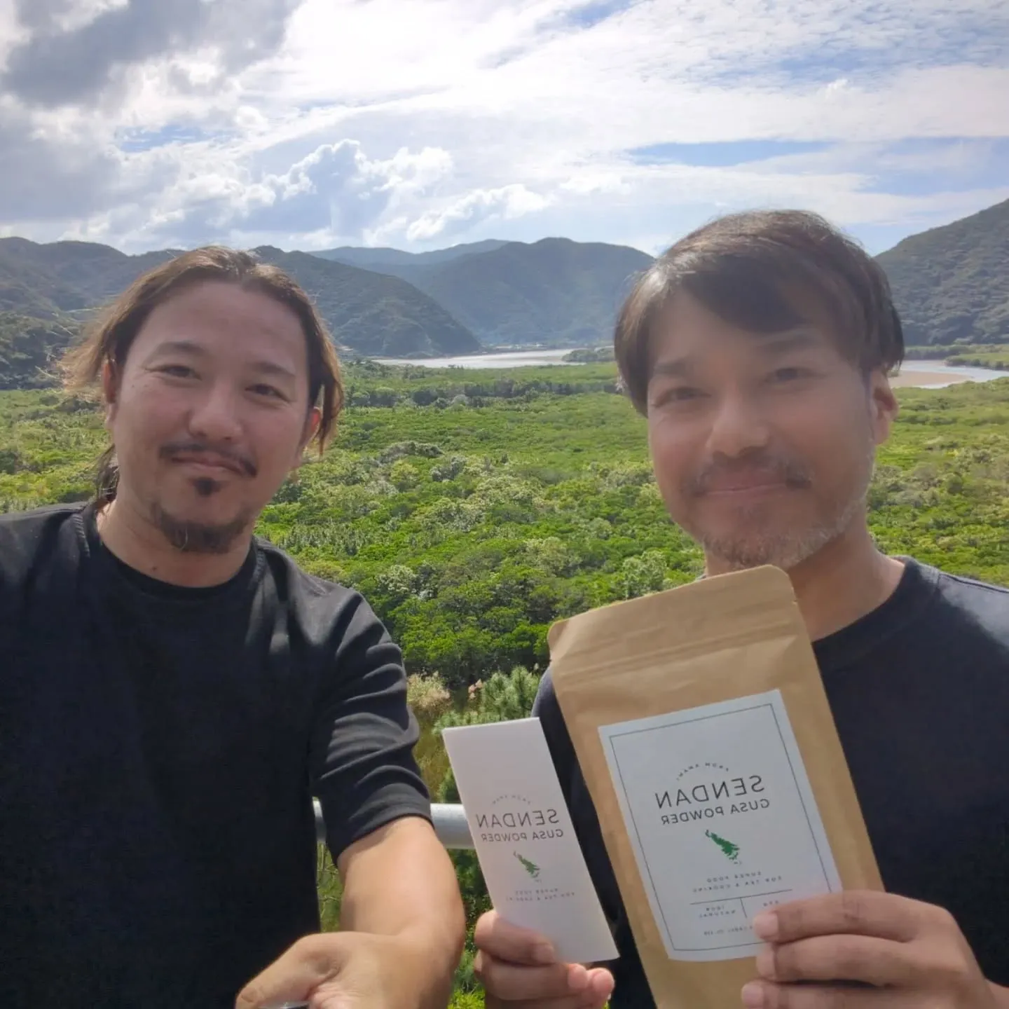 こんにちは、㈱AMAMI GREEN LABELです😊